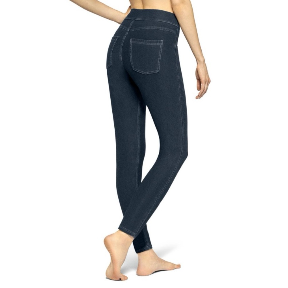 HUE New women’s leggings medium  , stretchy skinny, jean jagging